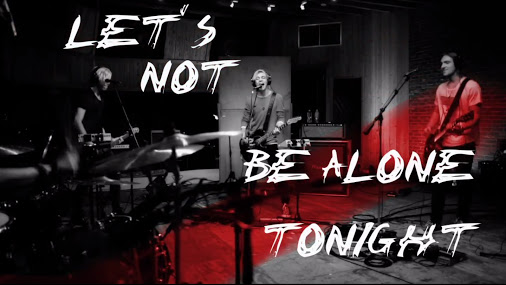 R5 - Let's Not Be Alone Tonight (Official Lyric Video)